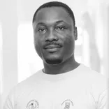 Headshot photograph of Emmanuel Oppong, MD